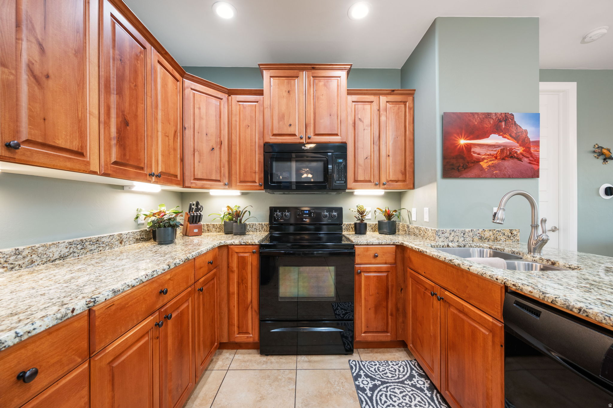 BLACKROCK CONDOS AT STONEBRIDGE AMD 1 - Residential