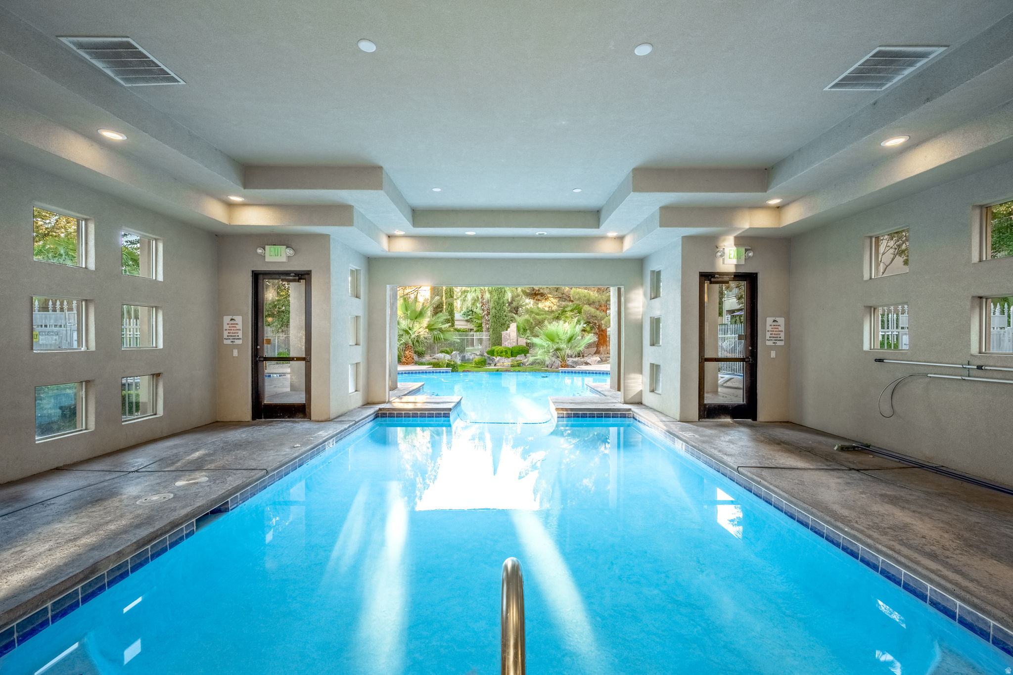 BLACKROCK CONDOS AT STONEBRIDGE AMD 1 - Residential