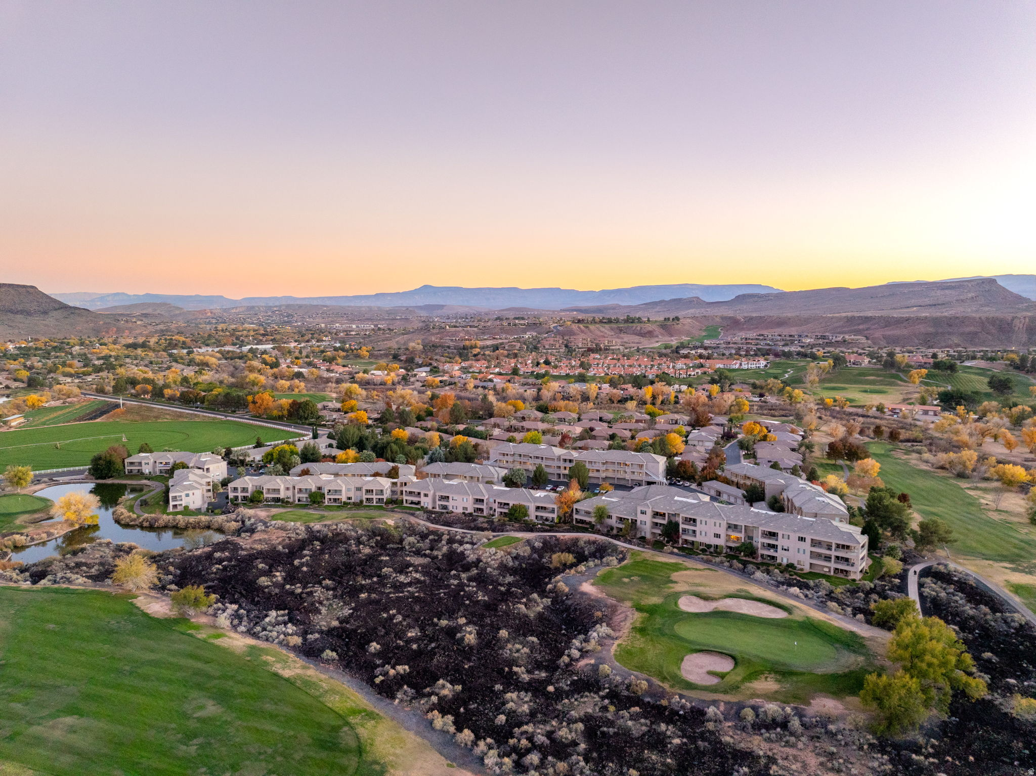 BLACKROCK CONDOS AT STONEBRIDGE AMD 1 - Residential