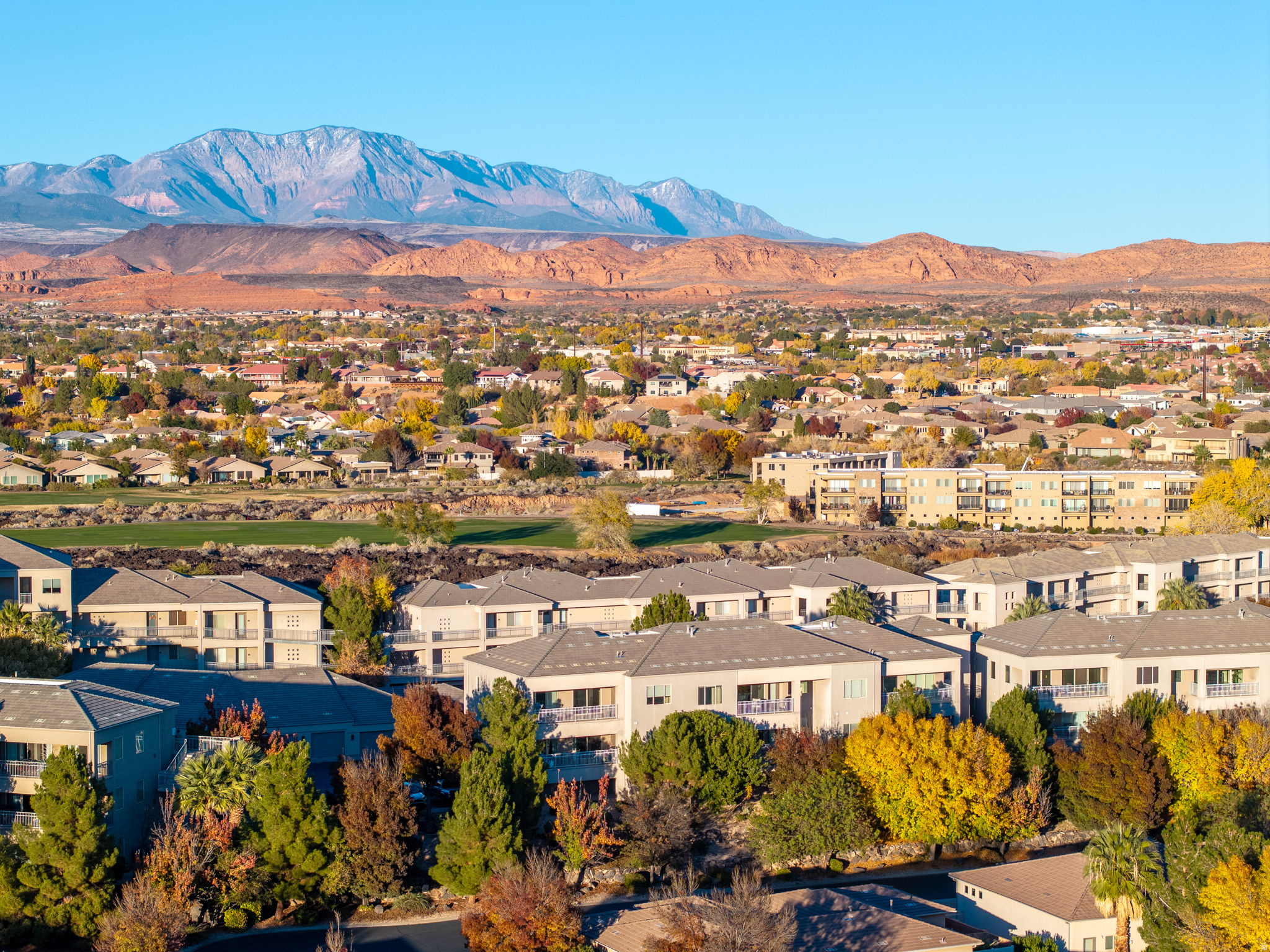 BLACKROCK CONDOS AT STONEBRIDGE AMD 1 - Residential