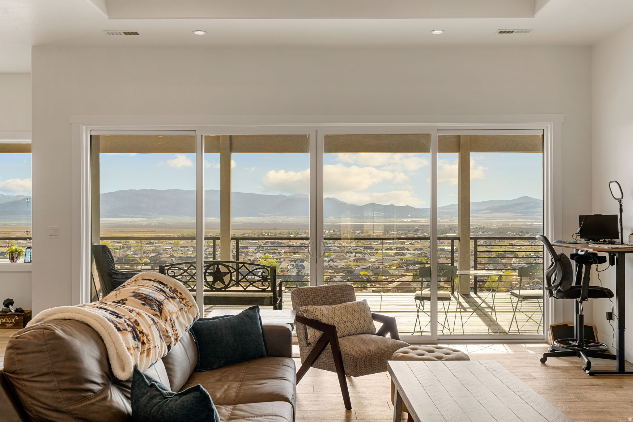 CROSS HOLLOW HILLS SUBDIVISION - Residential