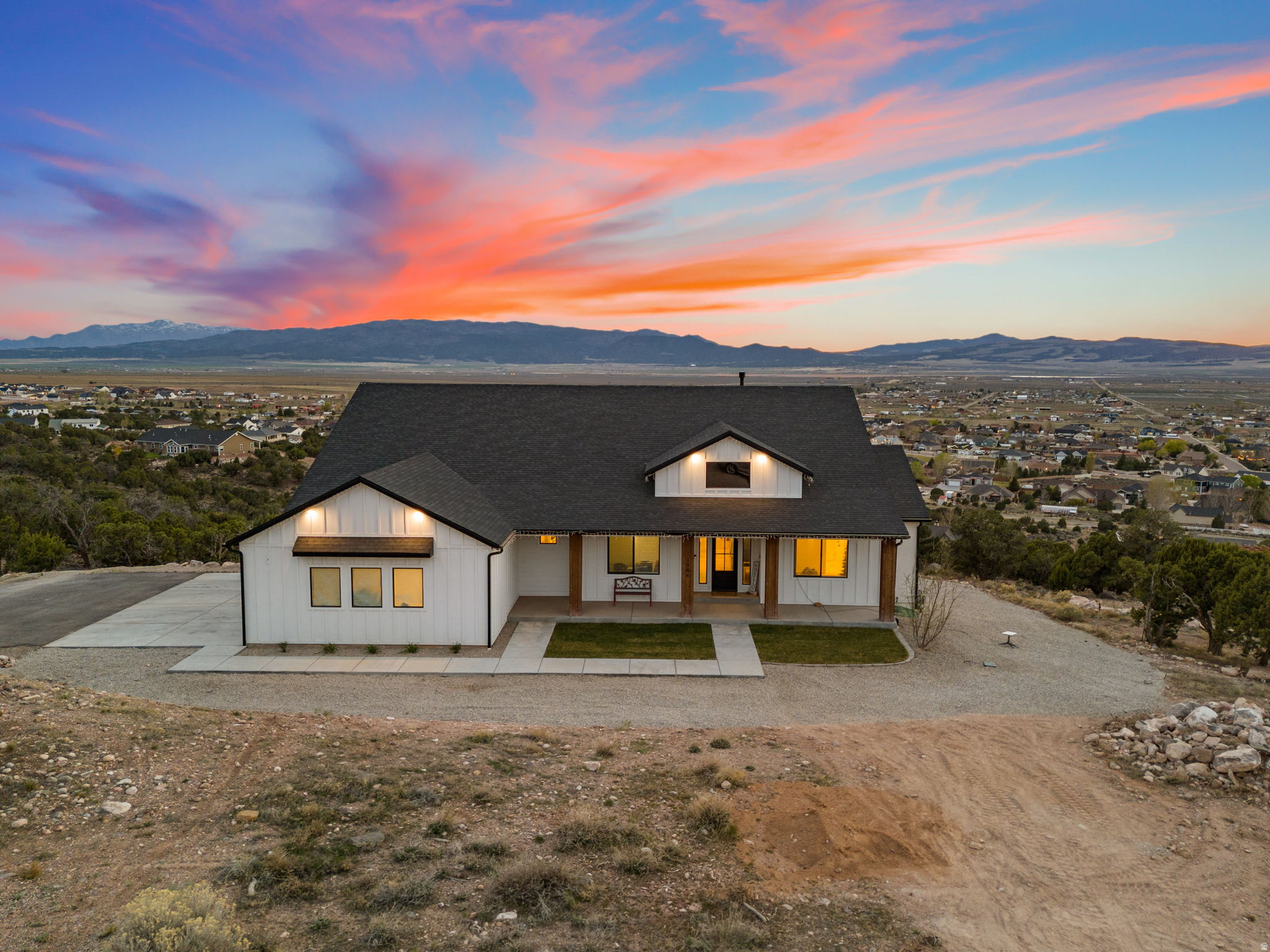 CROSS HOLLOW HILLS SUBDIVISION - Residential