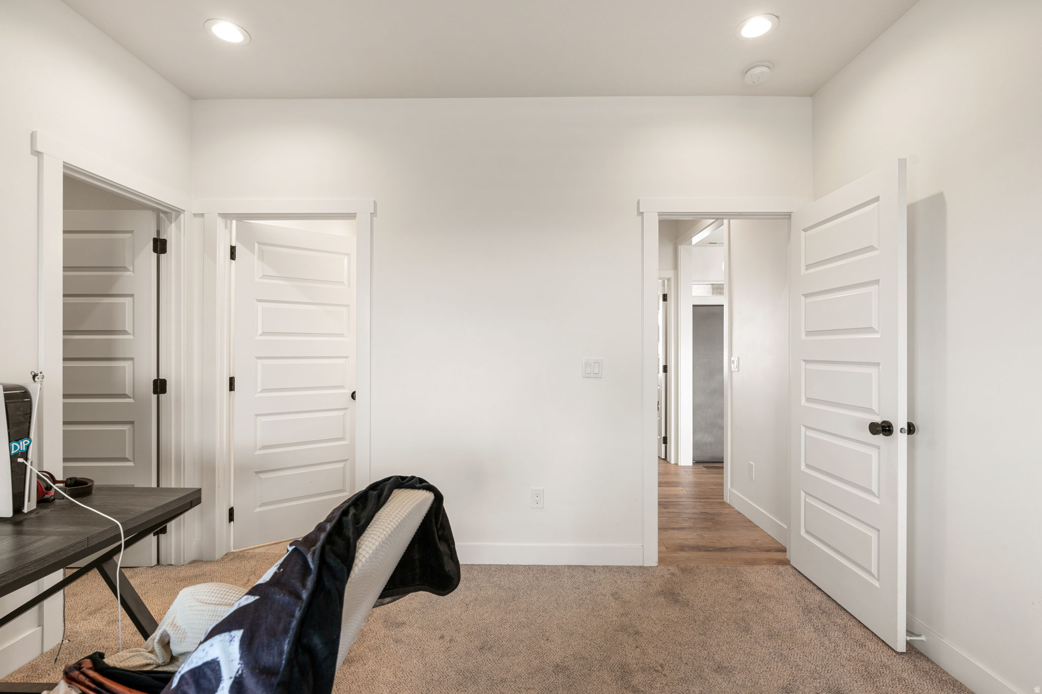 CROSS HOLLOW HILLS SUBDIVISION - Residential