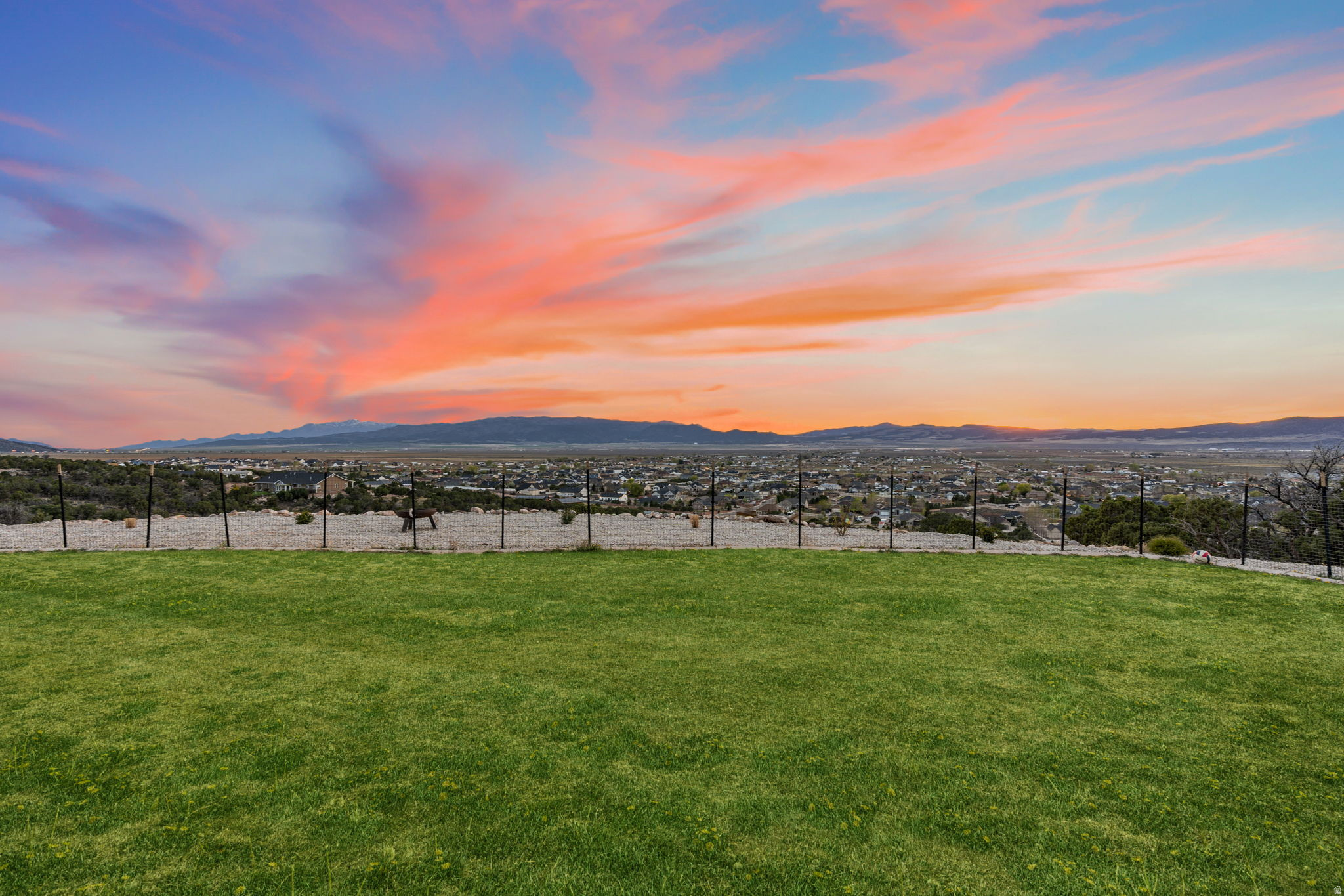 CROSS HOLLOW HILLS SUBDIVISION - Residential