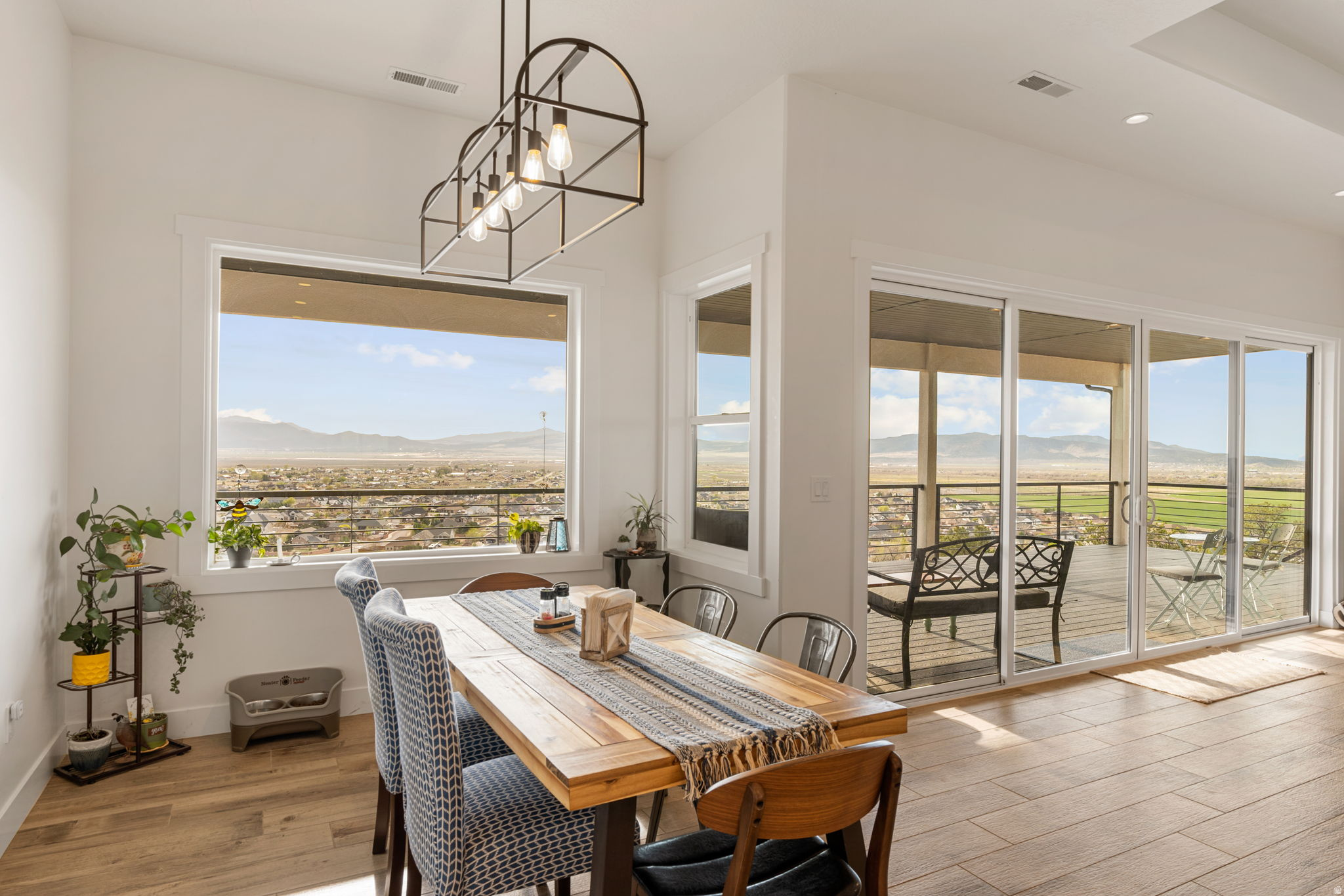 CROSS HOLLOW HILLS SUBDIVISION - Residential