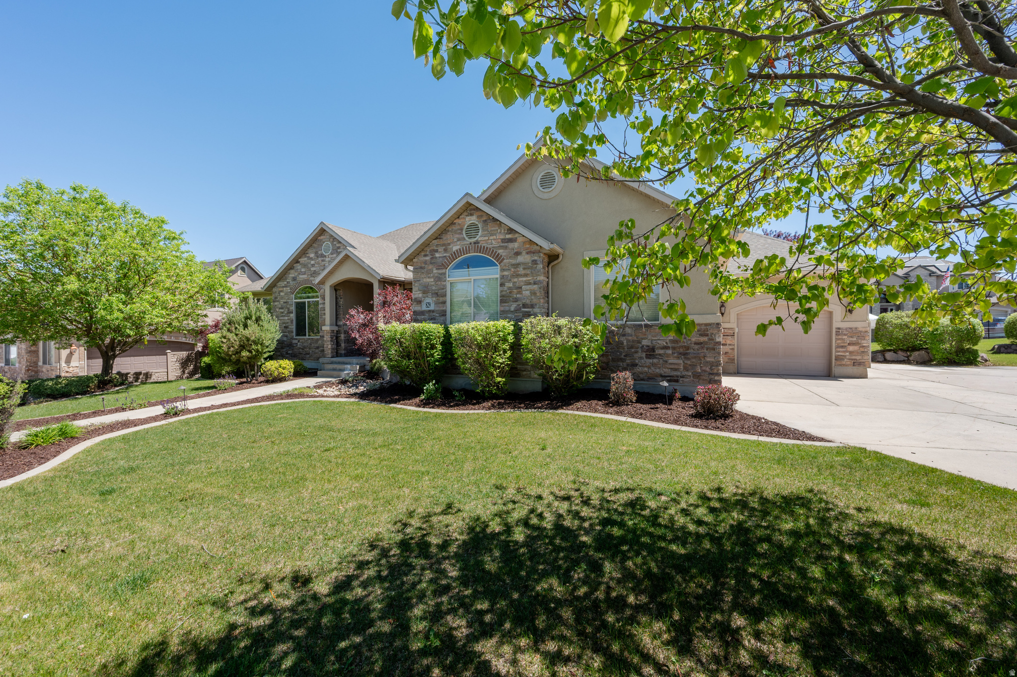 RIVER COVE - Residential