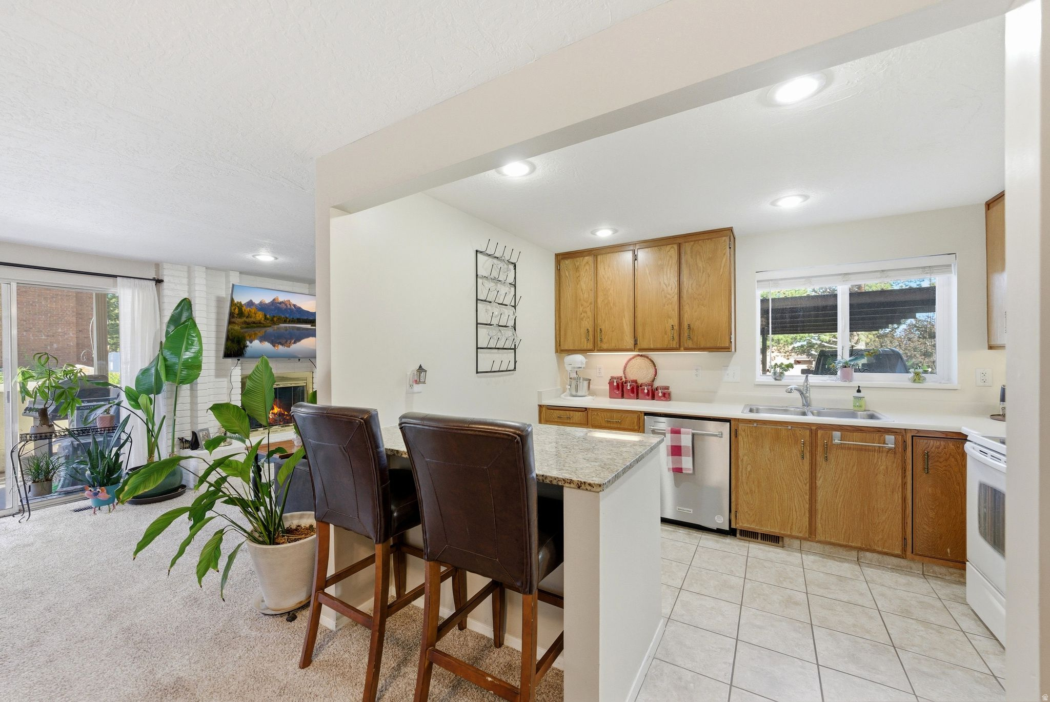 COTTONWOOD HILLS - Residential