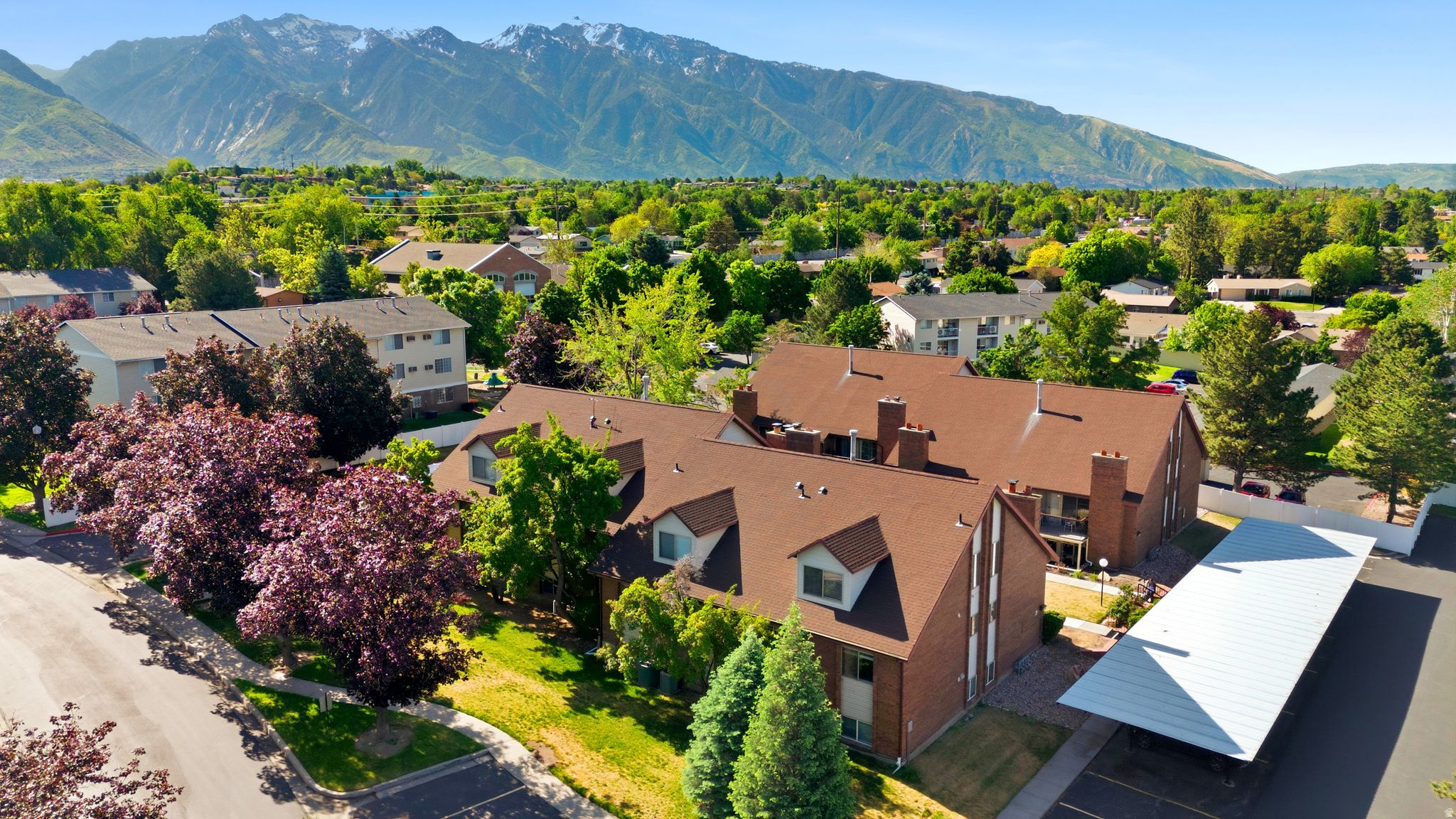 COTTONWOOD HILLS - Residential