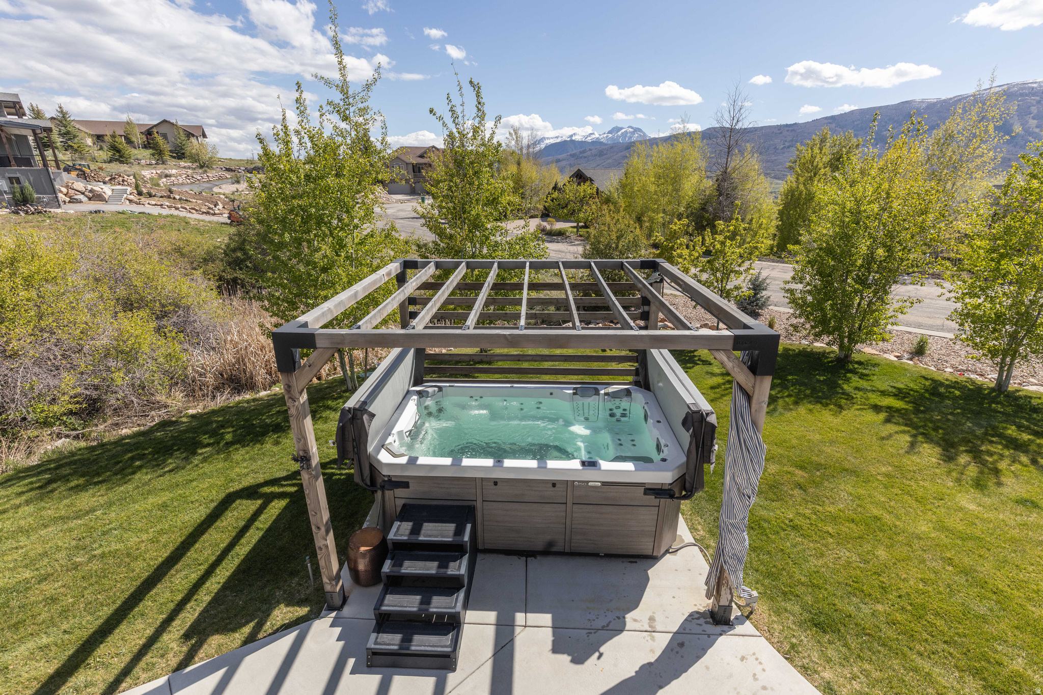 ELKHORN - Residential