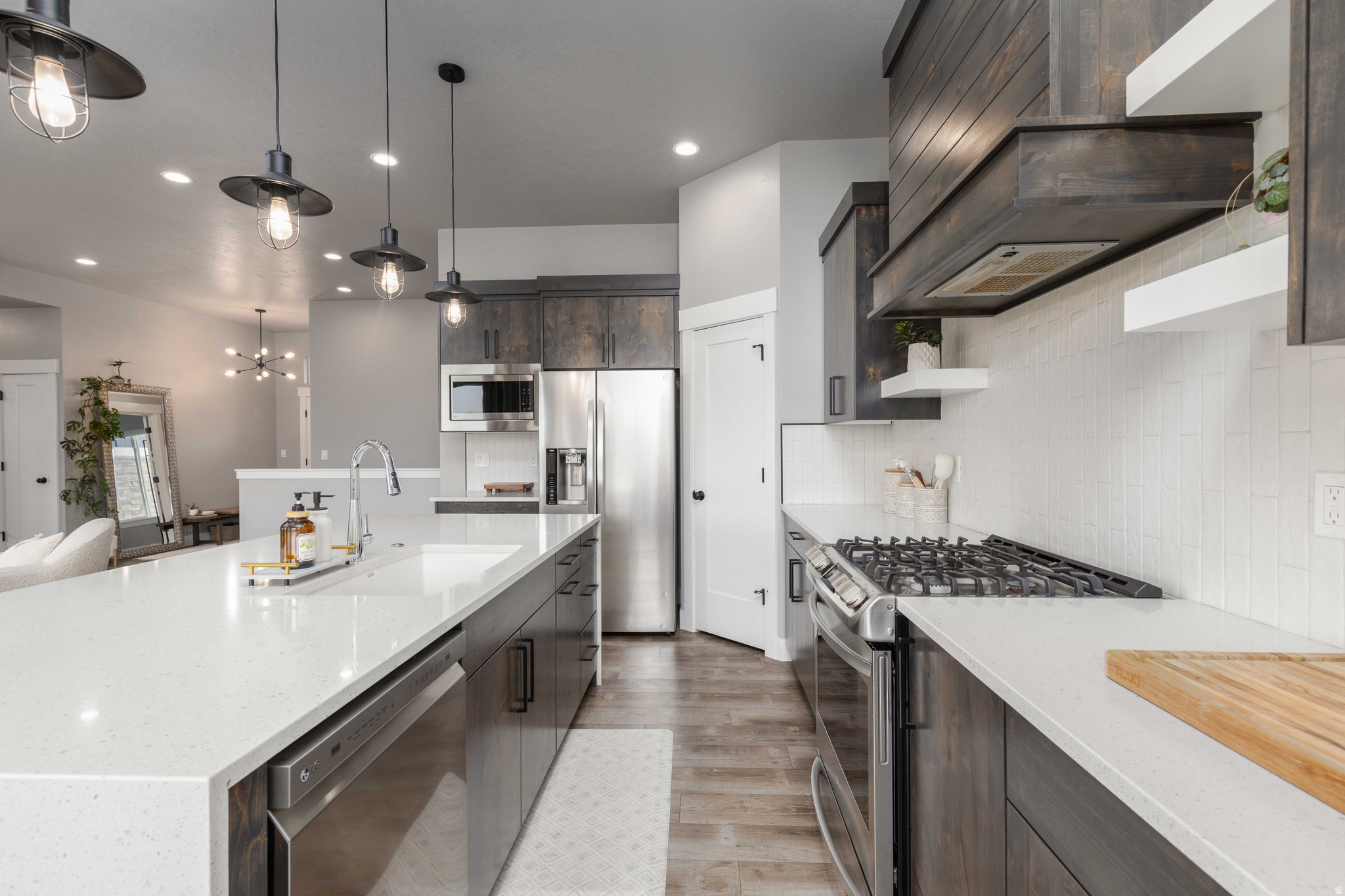 ELKHORN - Residential