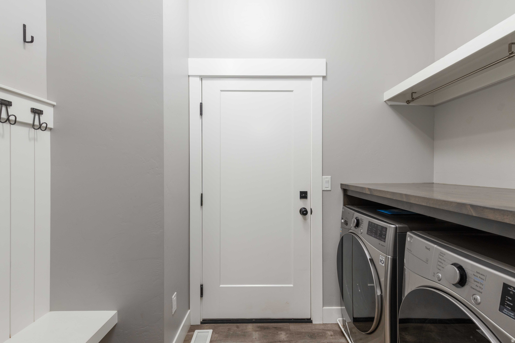 ELKHORN - Residential