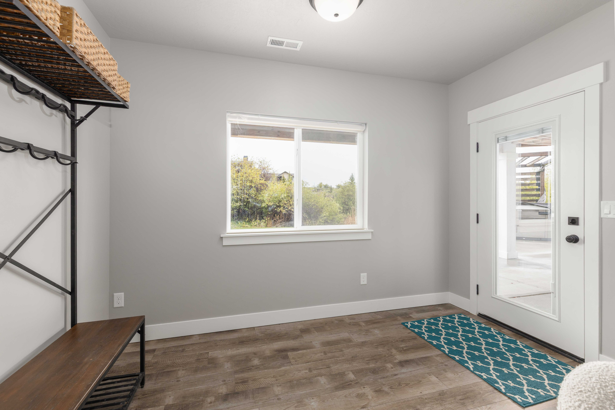 ELKHORN - Residential