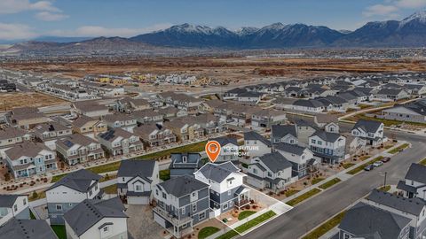 Tiny photo for 174 E POLARIS DR, Saratoga Springs, UT 84045 (MLS # 2127916)