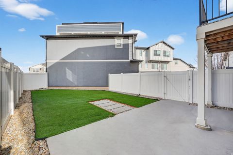 Tiny photo for 174 E POLARIS DR, Saratoga Springs, UT 84045 (MLS # 2127916)