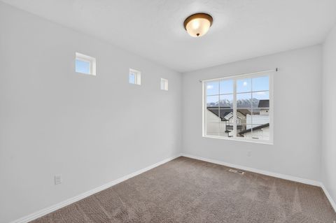 Tiny photo for 174 E POLARIS DR, Saratoga Springs, UT 84045 (MLS # 2127916)