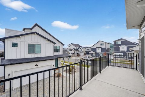 Tiny photo for 174 E POLARIS DR, Saratoga Springs, UT 84045 (MLS # 2127916)