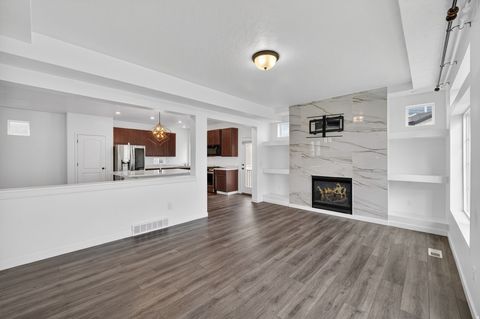 Tiny photo for 174 E POLARIS DR, Saratoga Springs, UT 84045 (MLS # 2127916)