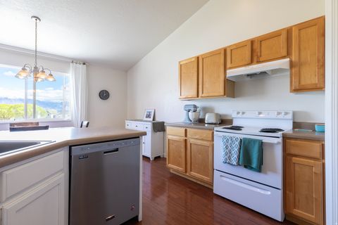 Tiny photo for 1934 N TRELLIS PL W, Saratoga Springs, UT 84045 (MLS # 2149756)