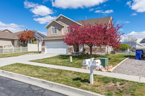 Tiny photo for 1934 N TRELLIS PL W, Saratoga Springs, UT 84045 (MLS # 2149756)