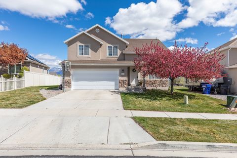 Tiny photo for 1934 N TRELLIS PL W, Saratoga Springs, UT 84045 (MLS # 2149756)