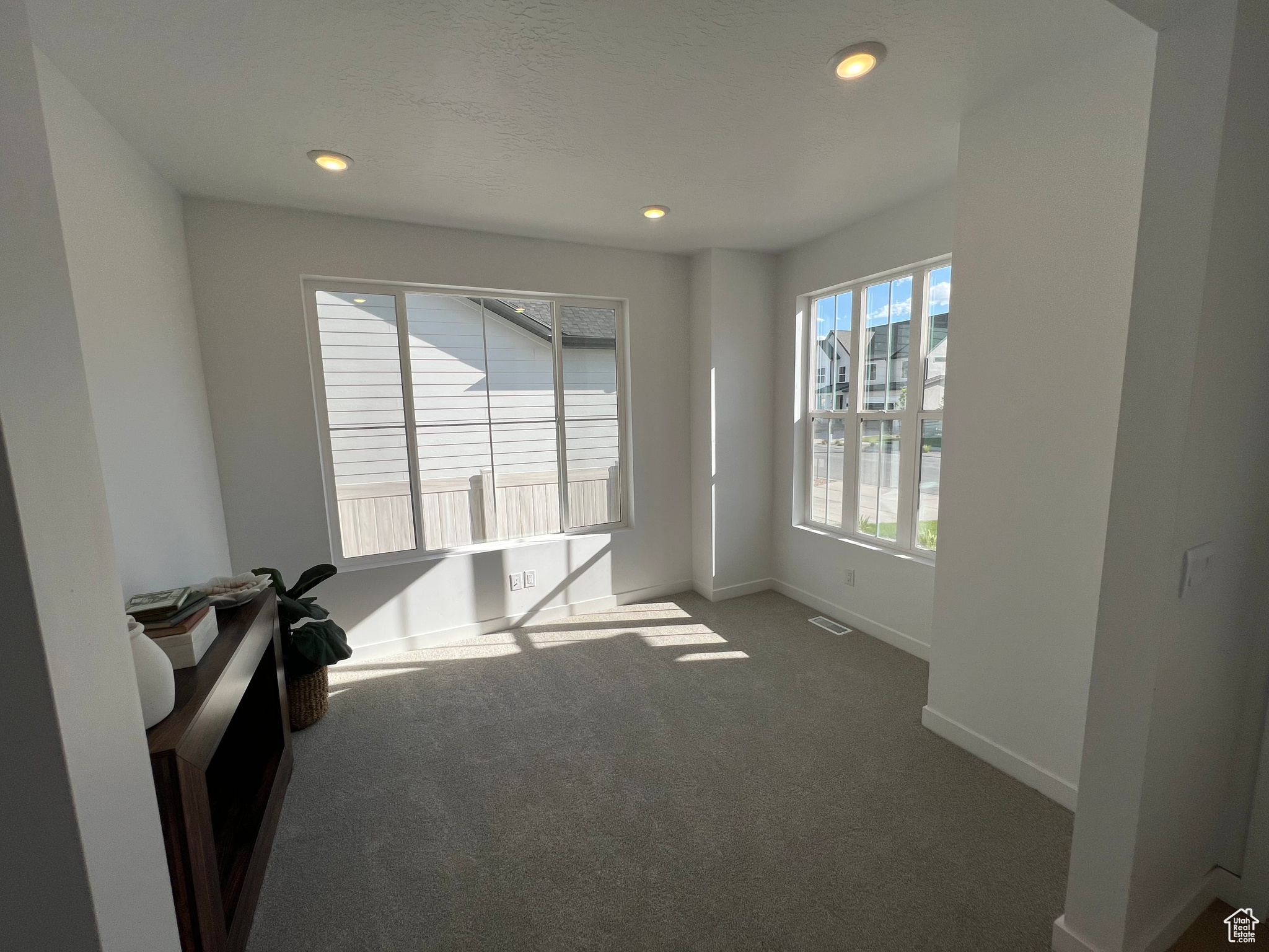 FIREFLY - Residential