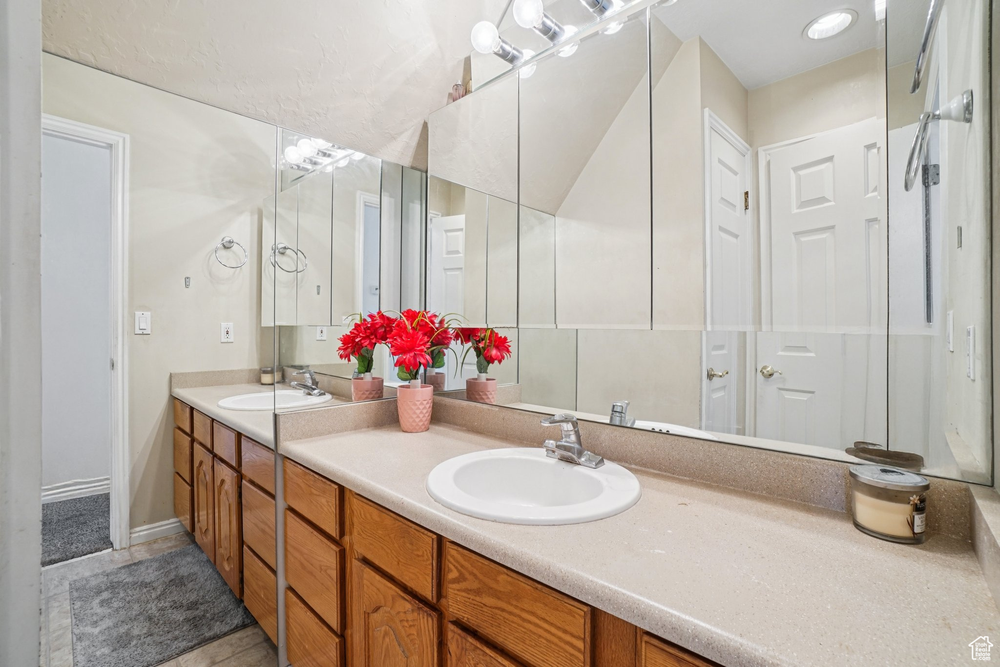 BERG ESTATES - Residential