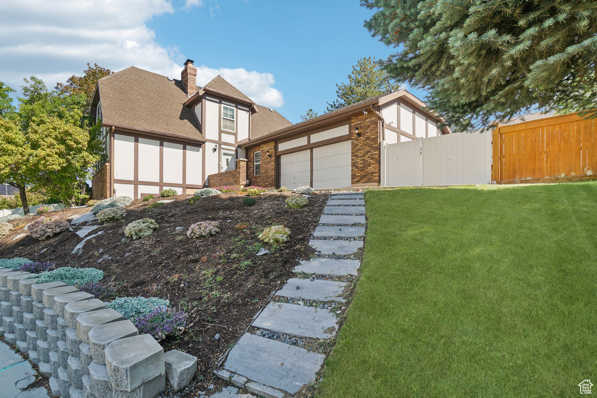 BERG ESTATES - Residential