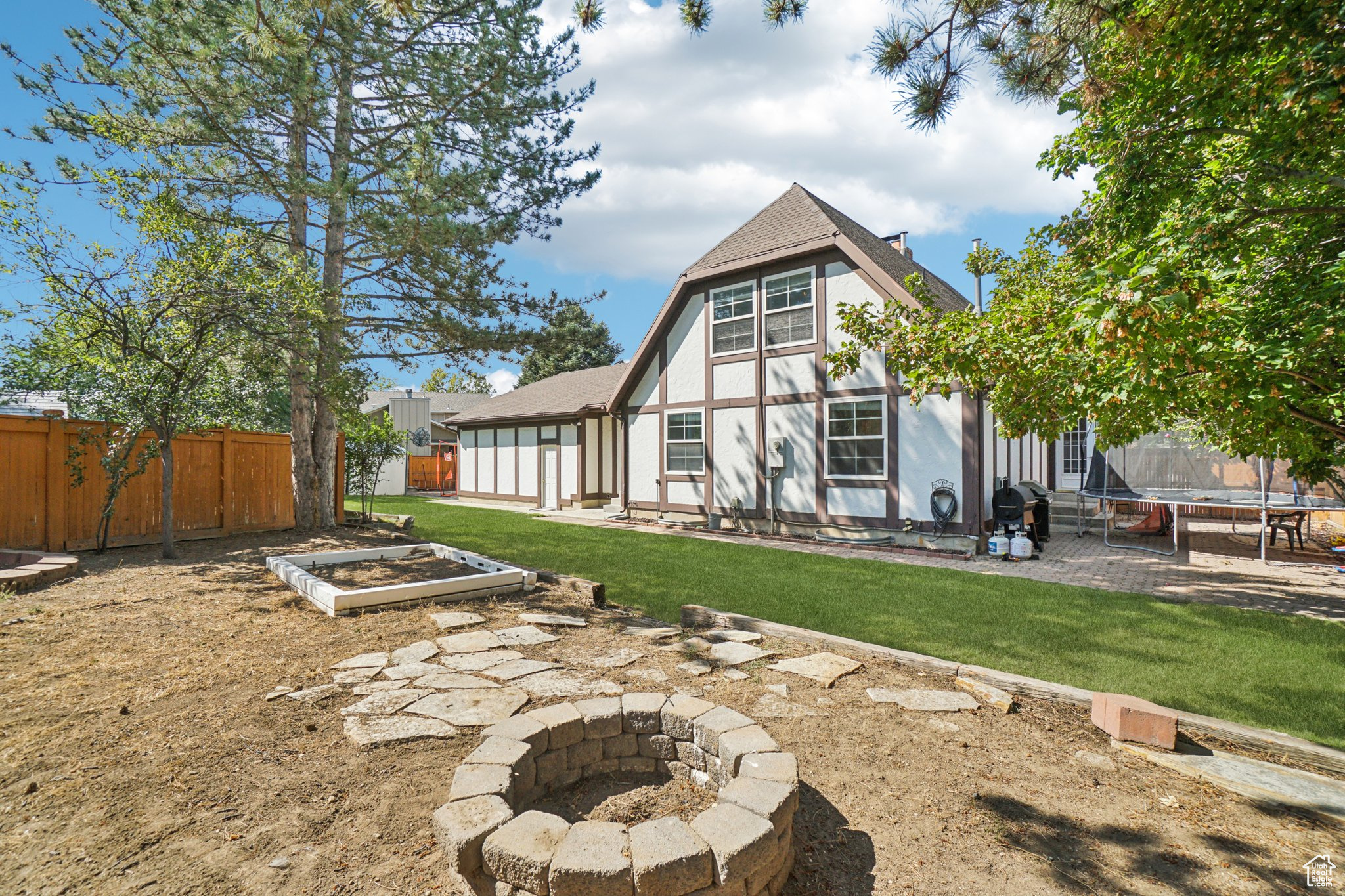 BERG ESTATES - Residential
