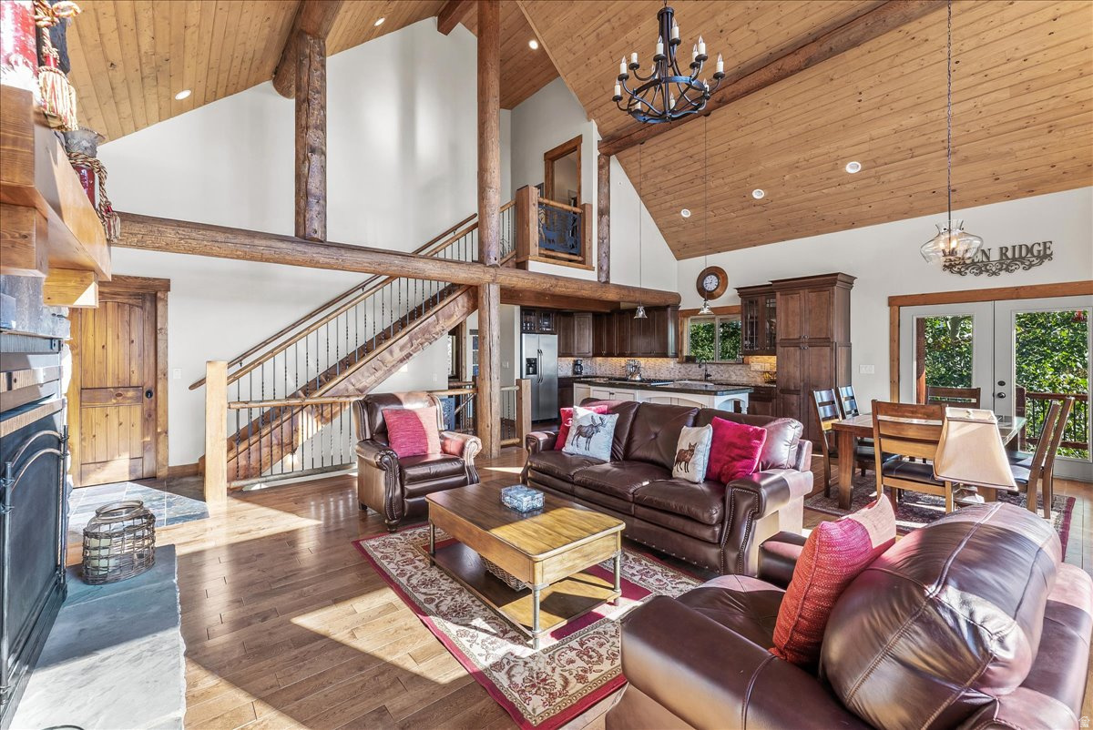 PINE MEADOW RANCH - Residential