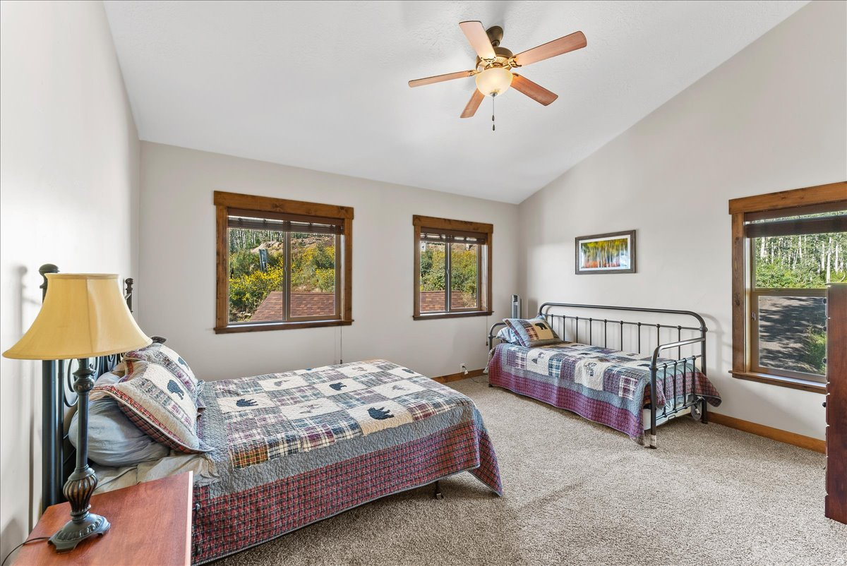 PINE MEADOW RANCH - Residential