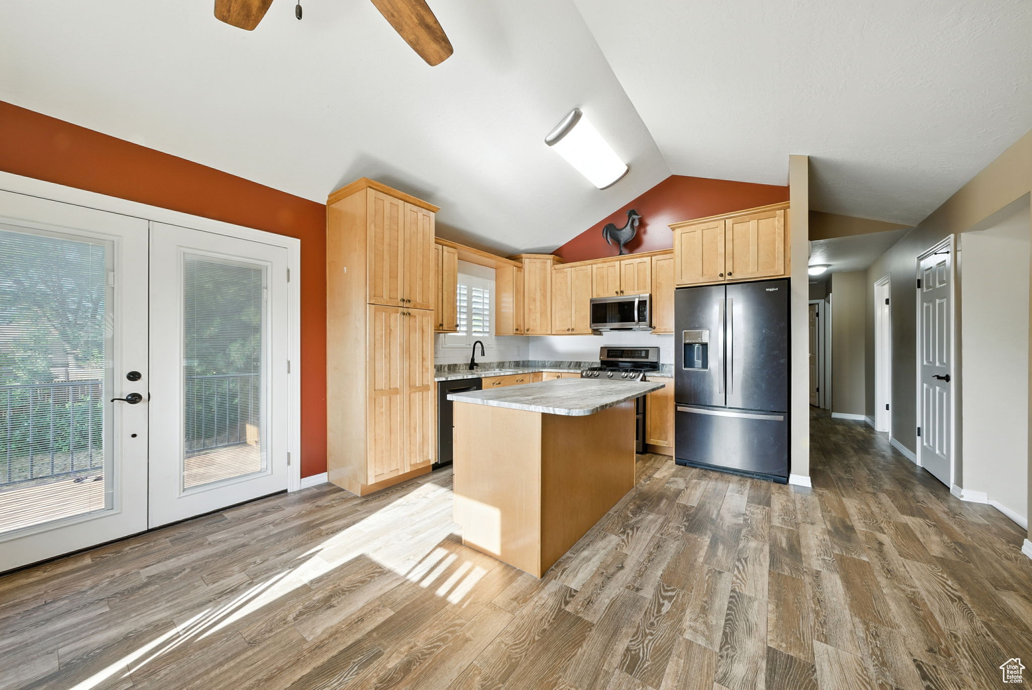 SOUTH JORDAN HEIGHTS - Residential