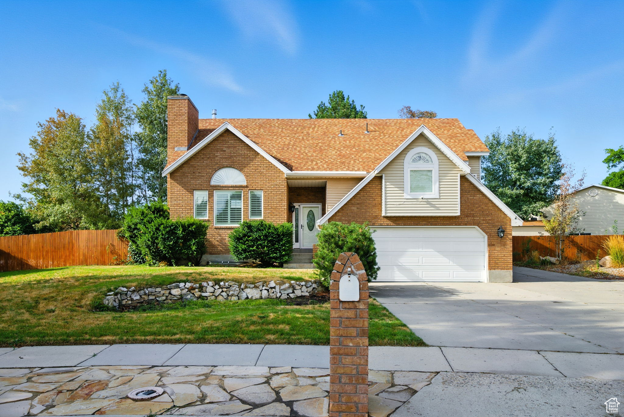 SOUTH JORDAN HEIGHTS - Residential