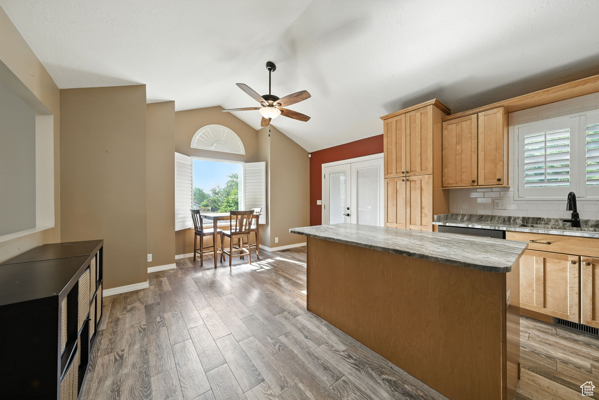 SOUTH JORDAN HEIGHTS - Residential