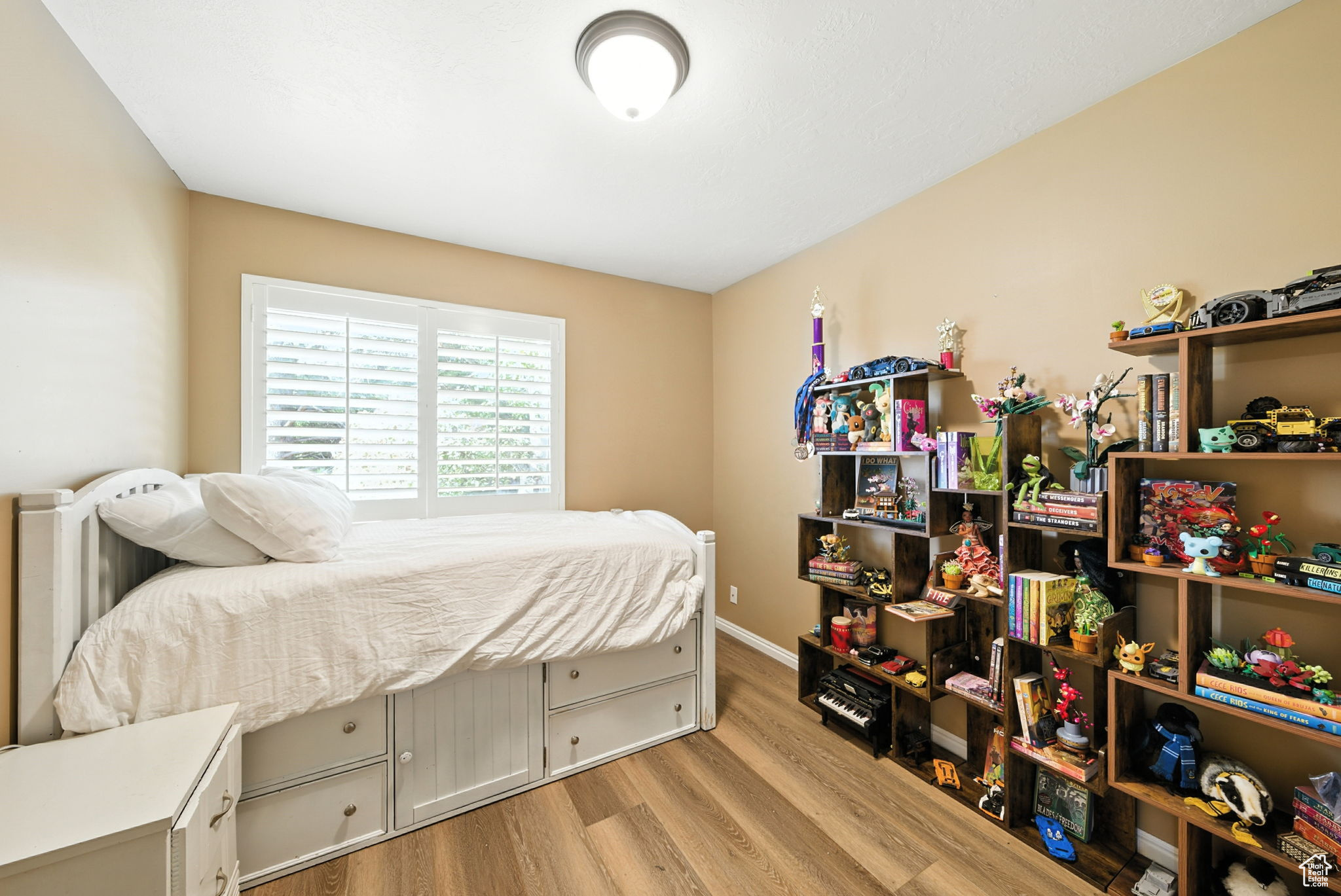 SOUTH JORDAN HEIGHTS - Residential