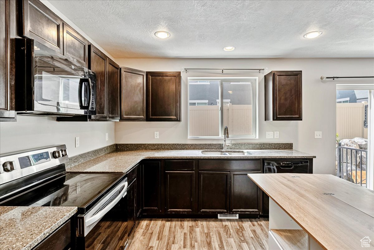 THE VILLAGE OF FOX HOLLOW - Residential