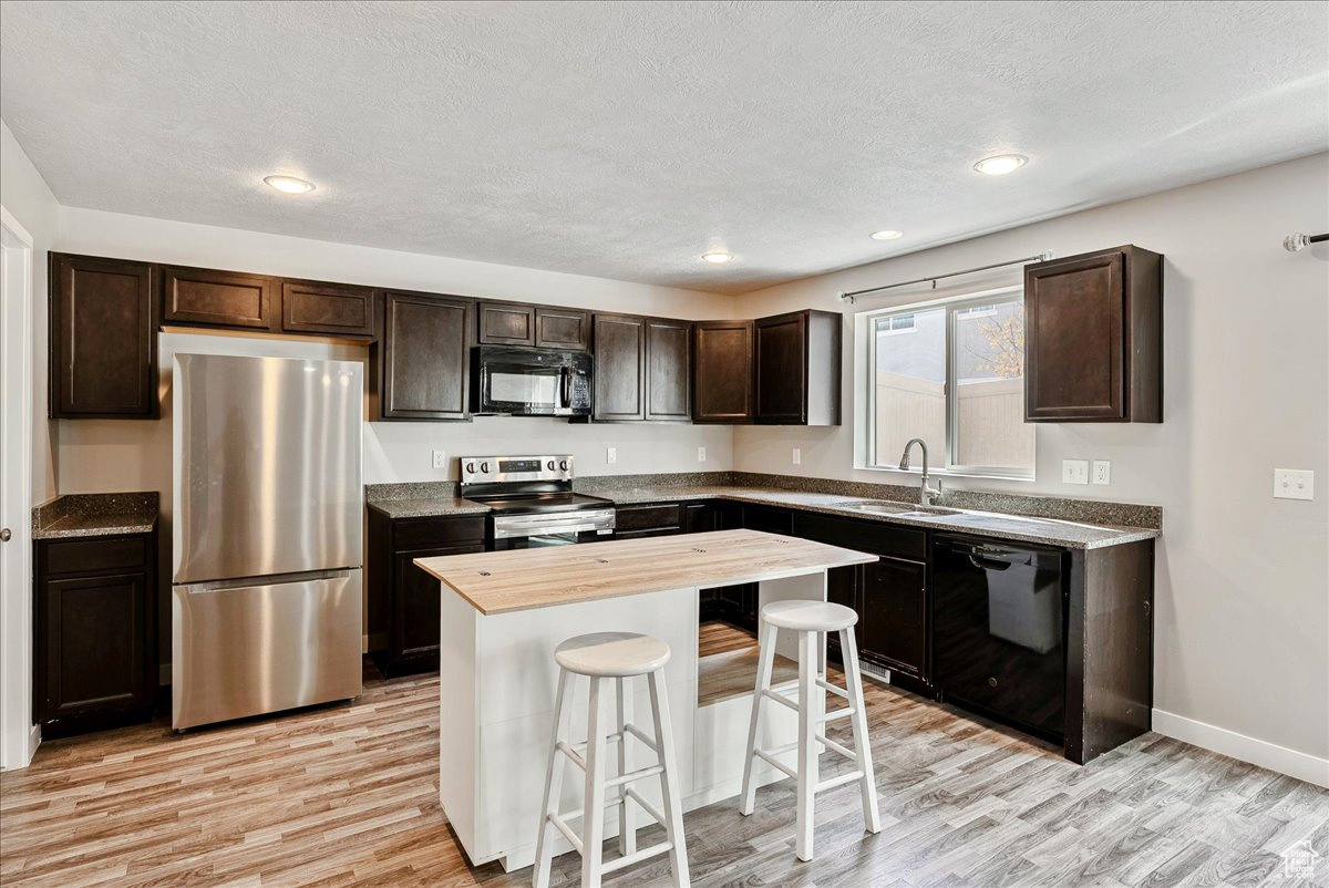 THE VILLAGE OF FOX HOLLOW - Residential