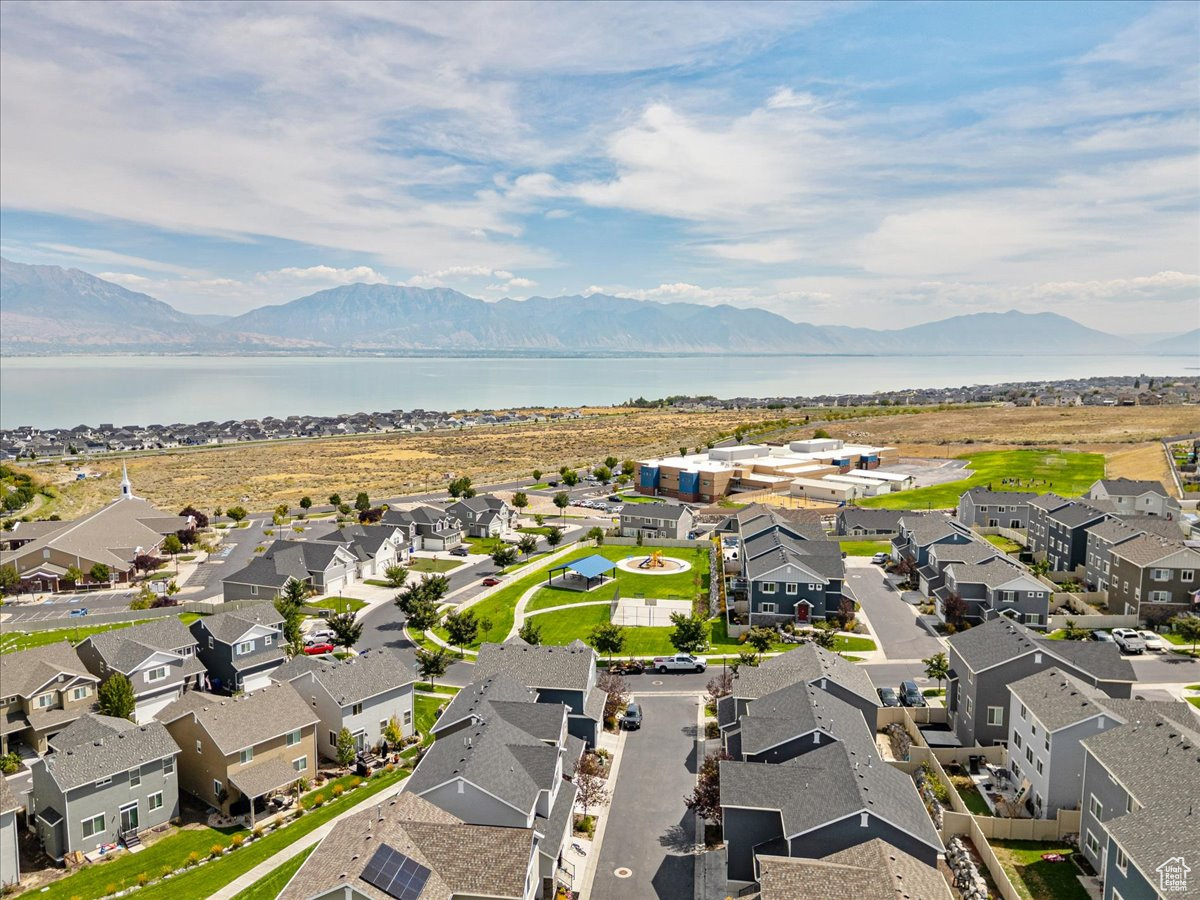 THE VILLAGE OF FOX HOLLOW - Residential