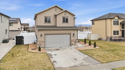 Tiny photo for 696 N DEVONSHIRE DR, Saratoga Springs, UT 84045 (MLS # 2141760)
