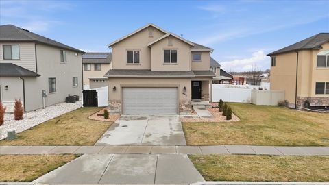 Tiny photo for 696 N DEVONSHIRE DR, Saratoga Springs, UT 84045 (MLS # 2141760)