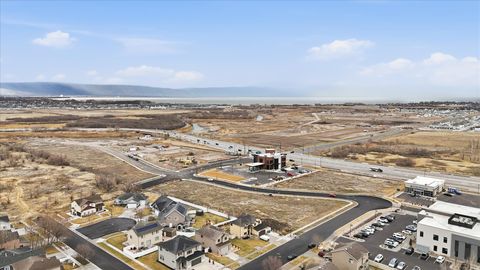 Tiny photo for 696 N DEVONSHIRE DR, Saratoga Springs, UT 84045 (MLS # 2141760)