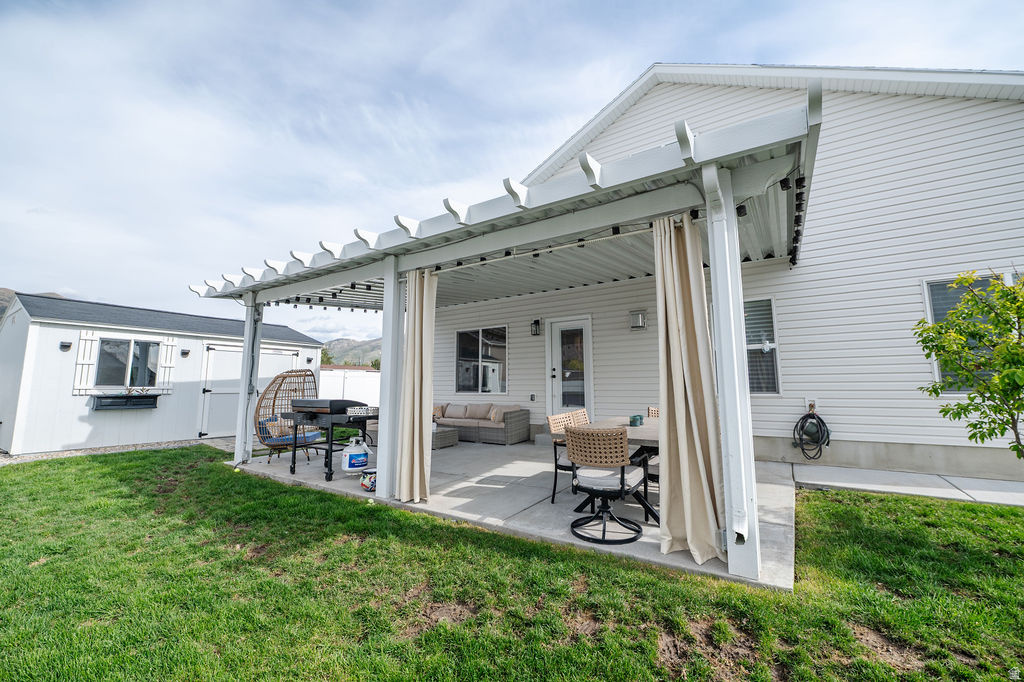 APPLE GROVE - Residential