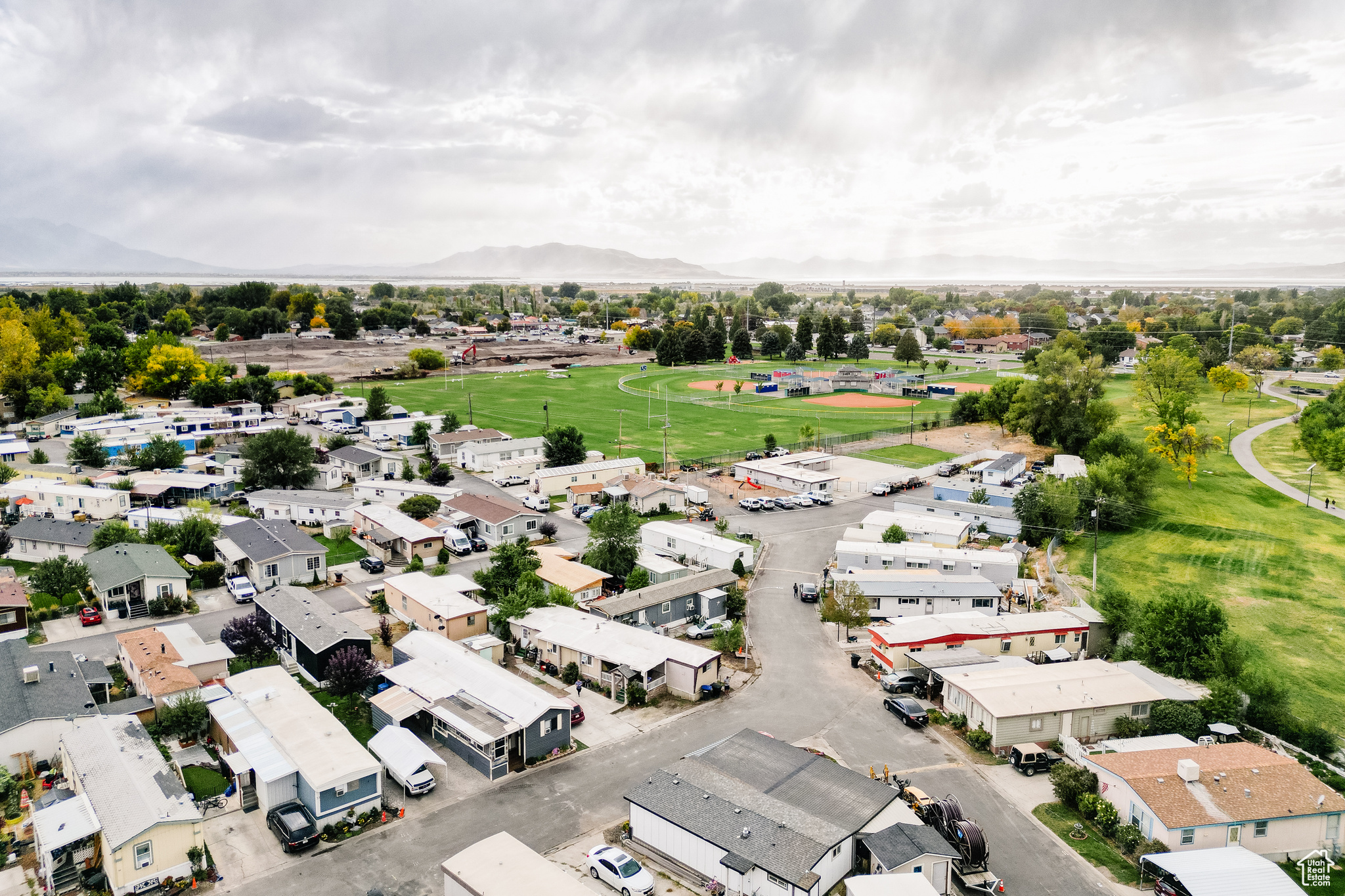 LAMPLIGHTER ESTATES - Residential