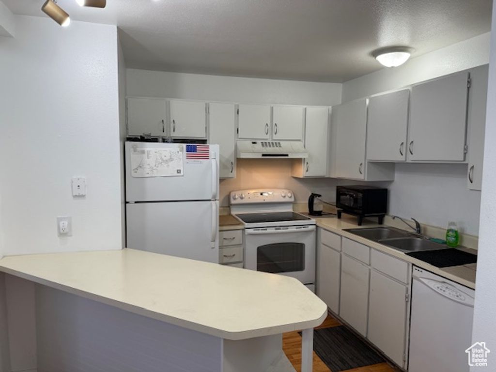 Photo of 98 W 880 N #13, Provo, UT 84604 (MLS # 2118425)
