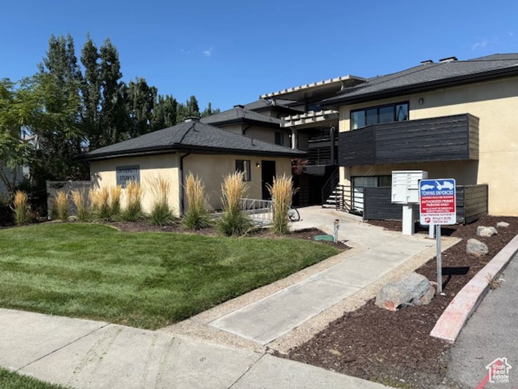 Photo of 98 W 880 N #13, Provo, UT 84604 (MLS # 2118425)