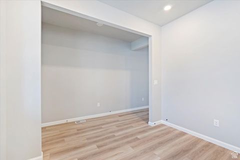 Tiny photo for 57 E BROADWAY DR #1036, Saratoga Springs, UT 84045 (MLS # 2115658)