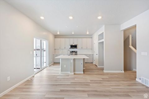 Tiny photo for 57 E BROADWAY DR #1036, Saratoga Springs, UT 84045 (MLS # 2115658)