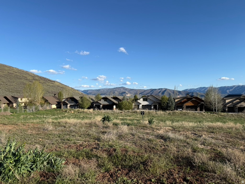 THE RESERVE - Land