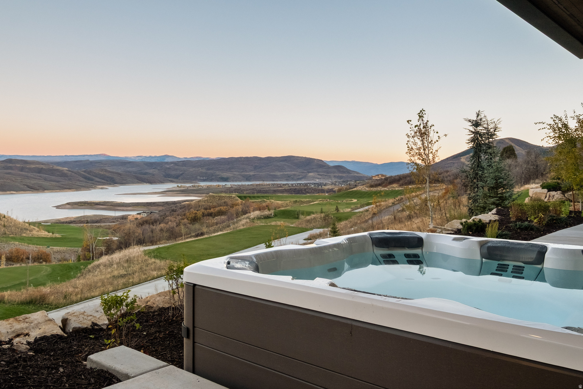 SKYRIDGE MOUNTAIN COMMUNITY - Residential