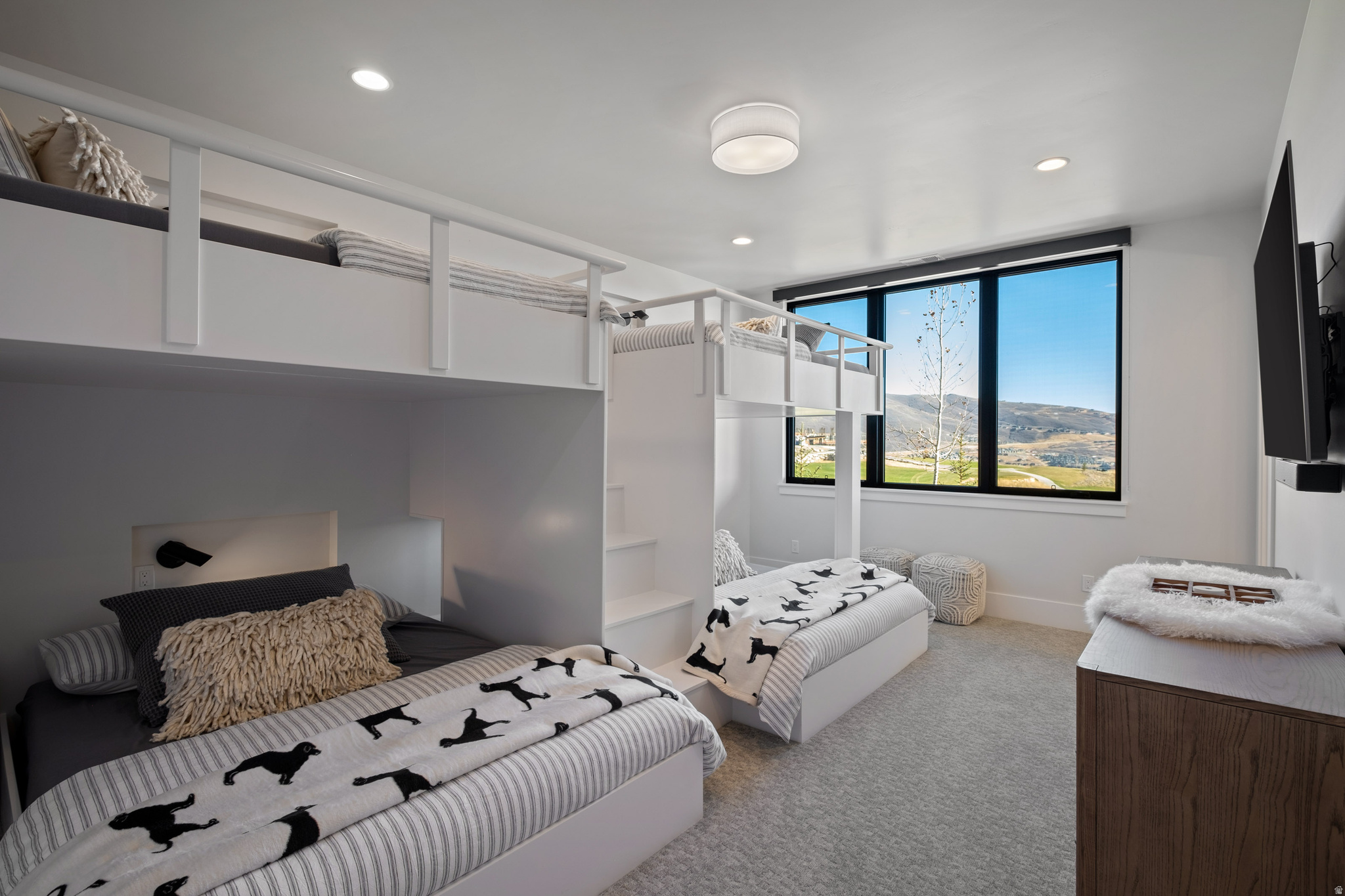 SKYRIDGE MOUNTAIN COMMUNITY - Residential