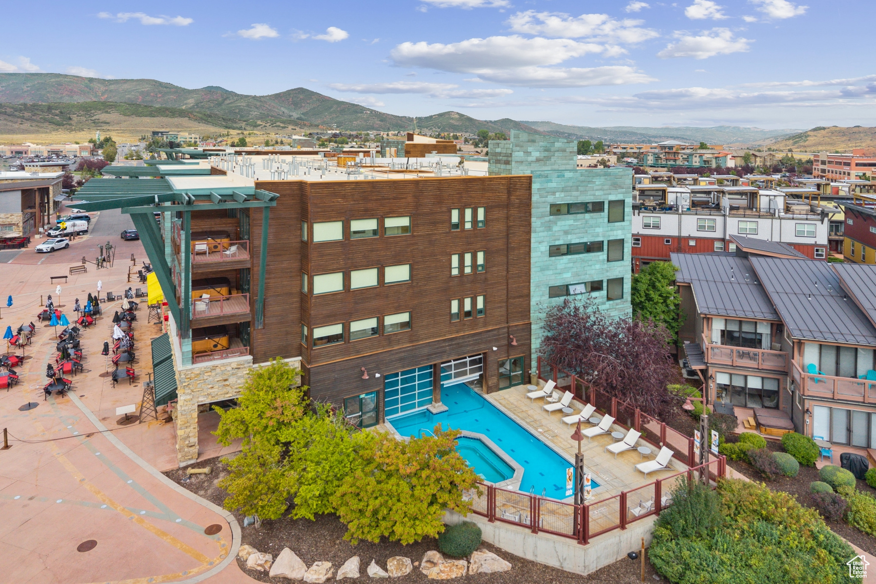 NEWPARK HOTEL - Residential